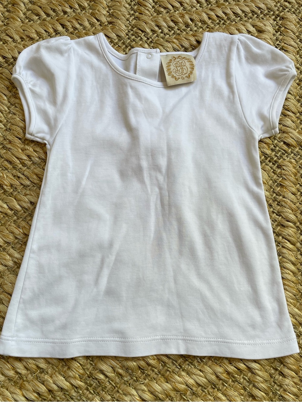 The Beaufort Bonnet Company puff sleeve top in white 4T